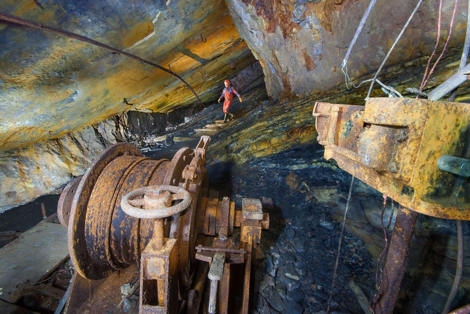 Read more about the article Explore caves and disused mines