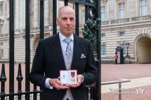 Home 242 Rick Stanton receives the George Medal for his part in the rescue of 12 boys and their football coach from a flooded cave in Thailand in 2018.